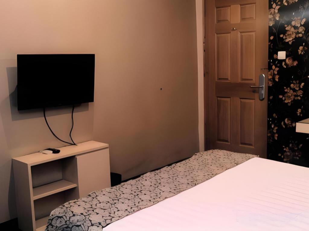 בנדונג Mine Home Hotel By Sovia מראה חיצוני תמונה
