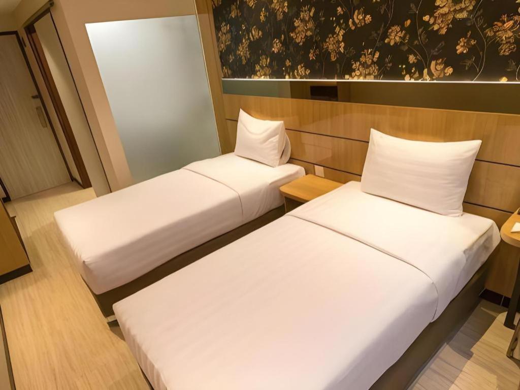 בנדונג Mine Home Hotel By Sovia מראה חיצוני תמונה