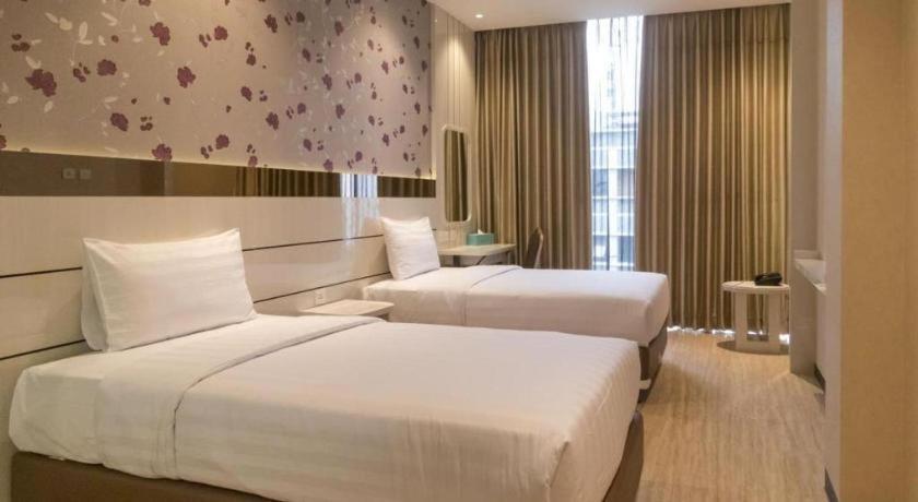 בנדונג Mine Home Hotel By Sovia מראה חיצוני תמונה