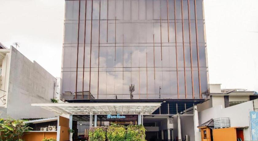 בנדונג Mine Home Hotel By Sovia מראה חיצוני תמונה